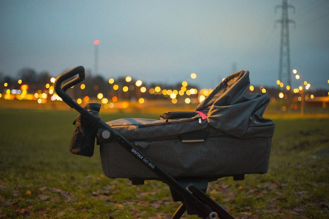 Kegunaan stroller bayi sale
