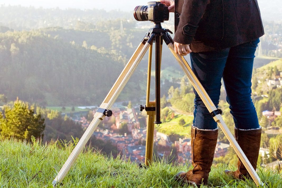 Perbedaan Tripod dan Monopod