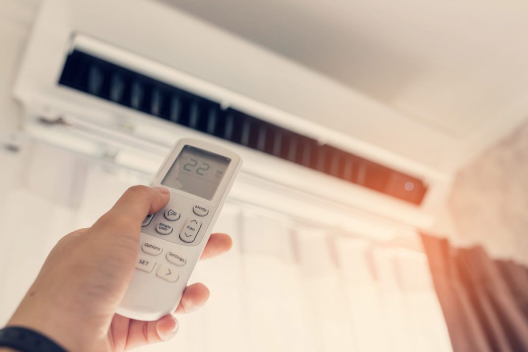 Gambar 3: Remote AC Samsung Tidak Berfungsi? Jangan Panik, Cek Cara Ini!
