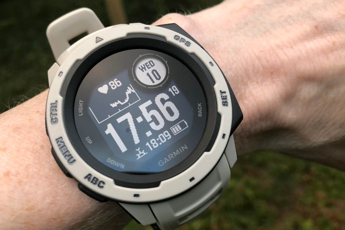 Perbedaan garmin instinct top dan instinct tactical