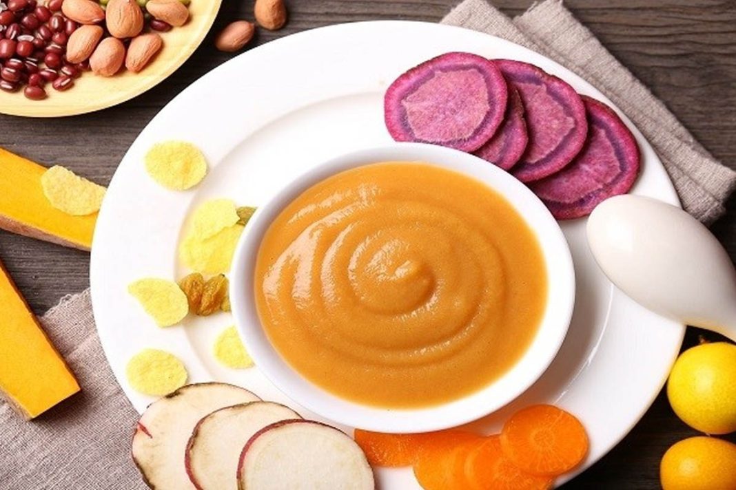 Kebutuhan Kalori dan Nutrisi Bayi 8 Bulan