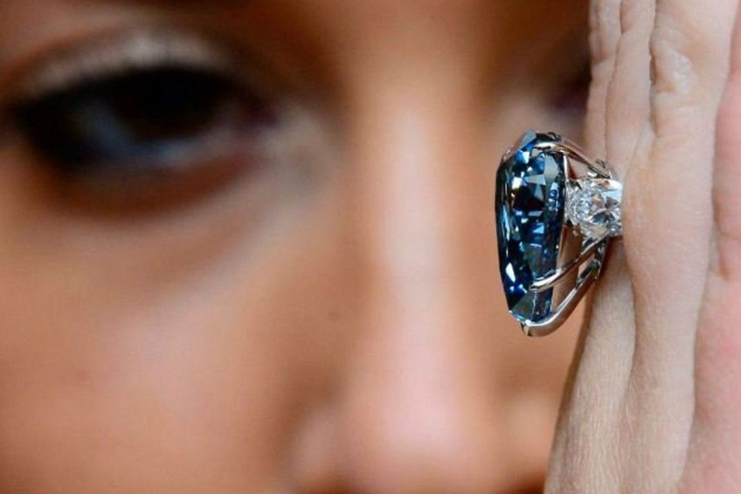 Chopard blue diamond deals