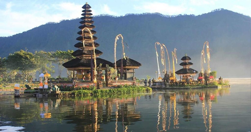 Sambut Nyepi 2022, Kenali 9 Pura Utama di Bali yang Banyak Dikunjungi  Wisatawan - Lifestyle