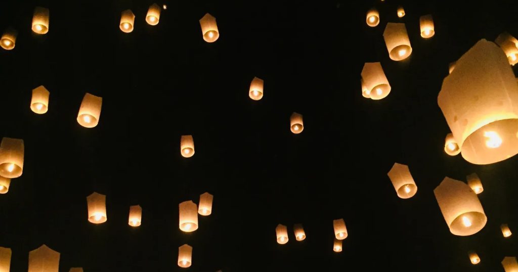 Tentang Festival Lampion Candi Borobudur